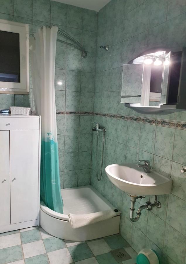 Apartmani Huljic Stari Grad  Exterior foto